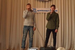eOlr6oi60RU